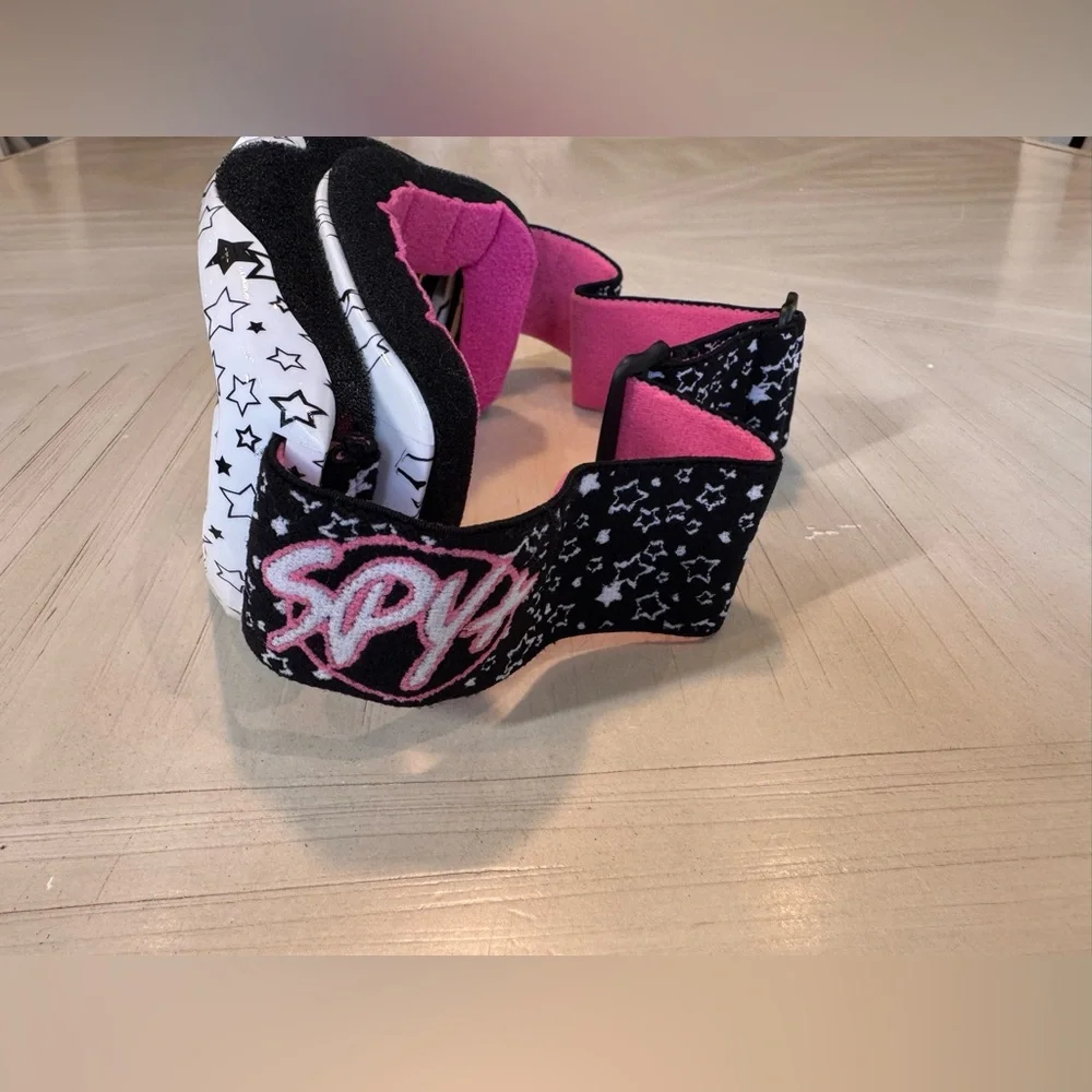 ❄️ Spy Targa Snow Goggles – White, Black & Pink Star Pattern ❄️  Youth Mini